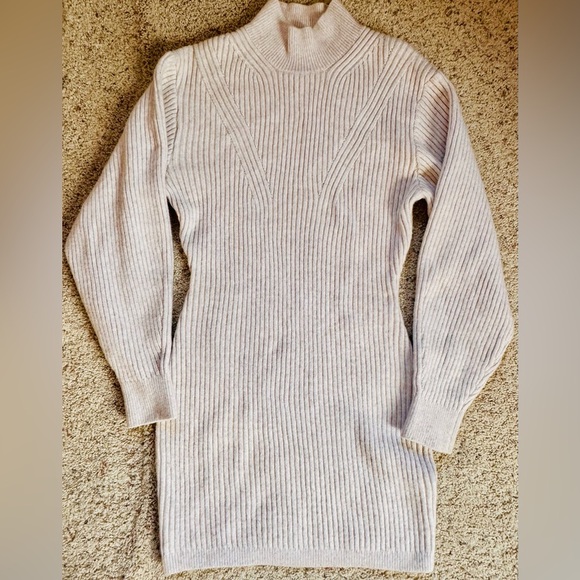 H&M MOCK-TURTLENECK DRESS - Picture 1 of 5